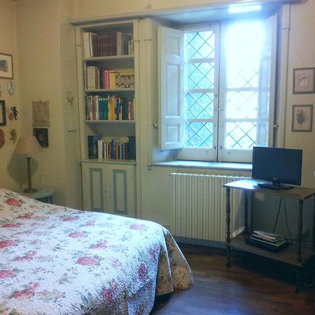 Relais De Charme - B&B Short Lets La Casa Di Francesca Sant'Agata Li Battiati Ruang foto
