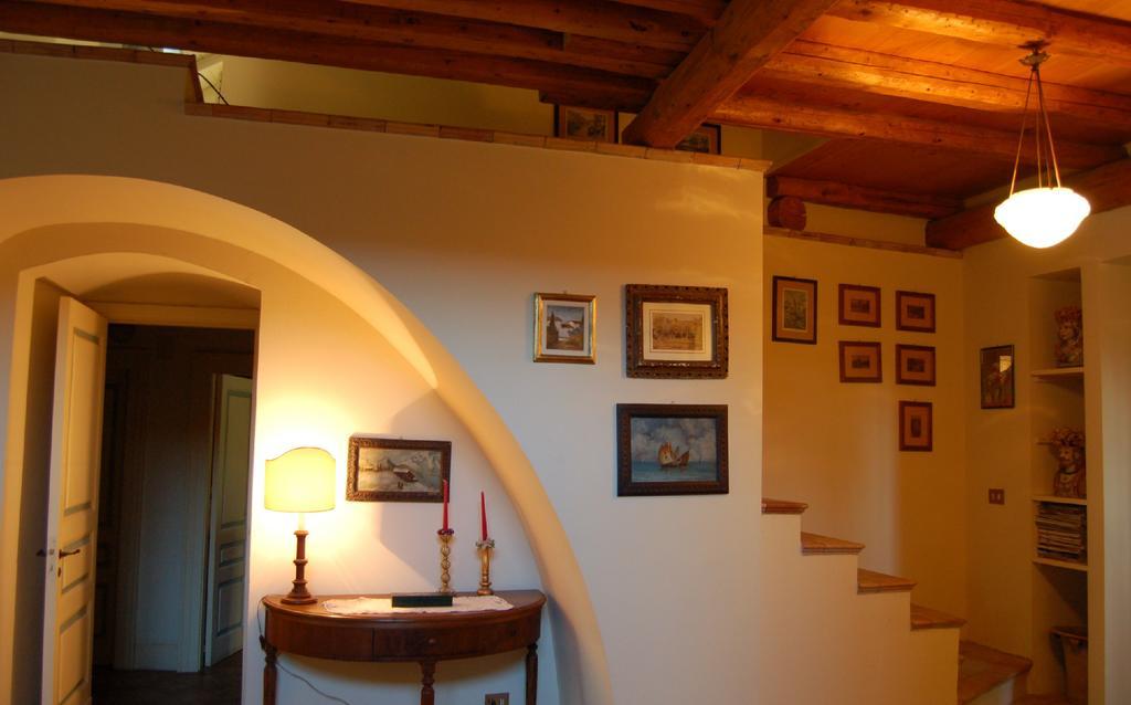 Relais De Charme - B&B Short Lets La Casa Di Francesca Sant'Agata Li Battiati Ruang foto
